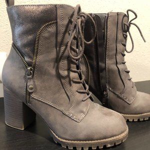 Ankle boots Size 8